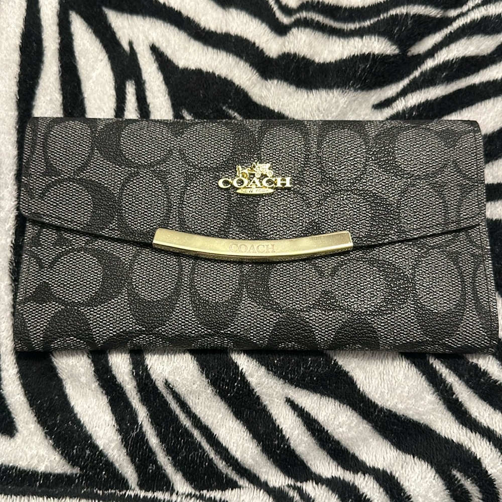 Coach wallet
